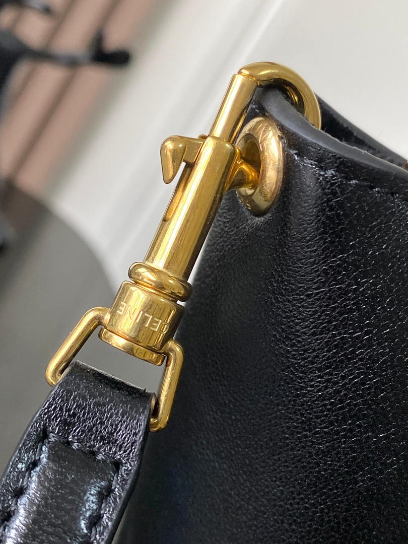 Celine L100E3GW2 MEDIUM NEW LUGGAGE IN SUPPLE SHINY LAMBSKIN Black
