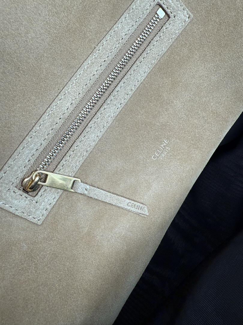 Celine L100E3GW2 MEDIUM NEW LUGGAGE IN SUPPLE Suede 123693 Camel