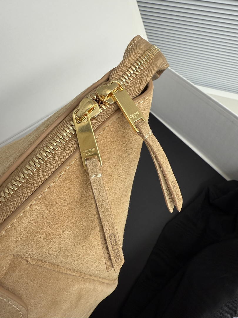 Celine L100E3GW2 MEDIUM NEW LUGGAGE IN SUPPLE Suede 123693 Camel