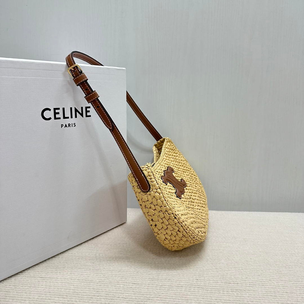 Celine  MEDIUM TILLY BAG IN RAFFIA AND CALFSKIN 119722 Nature