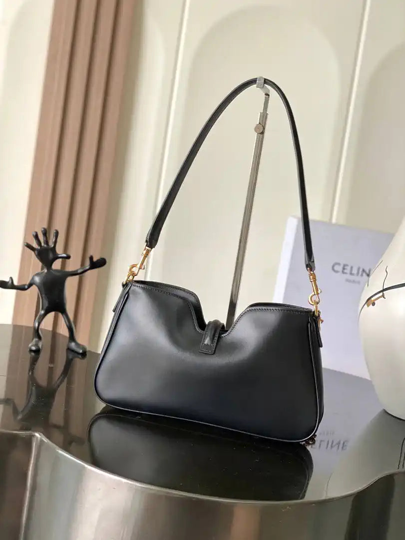 Celine SHOULDER CAMILLE 16 SOFT IN SMOOTH CALFSKIN 122073FX9.38NO Black
