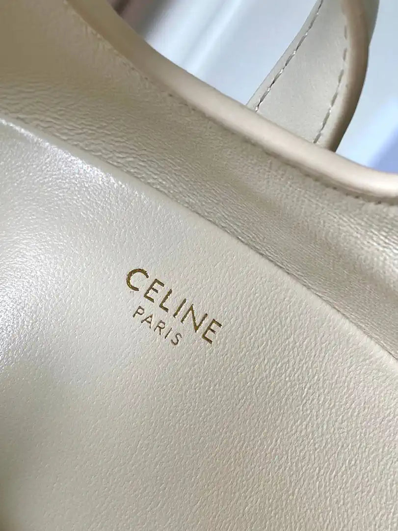 Celine SHOULDER CAMILLE 16 SOFT IN SMOOTH CALFSKIN 122073FX9.38NO White