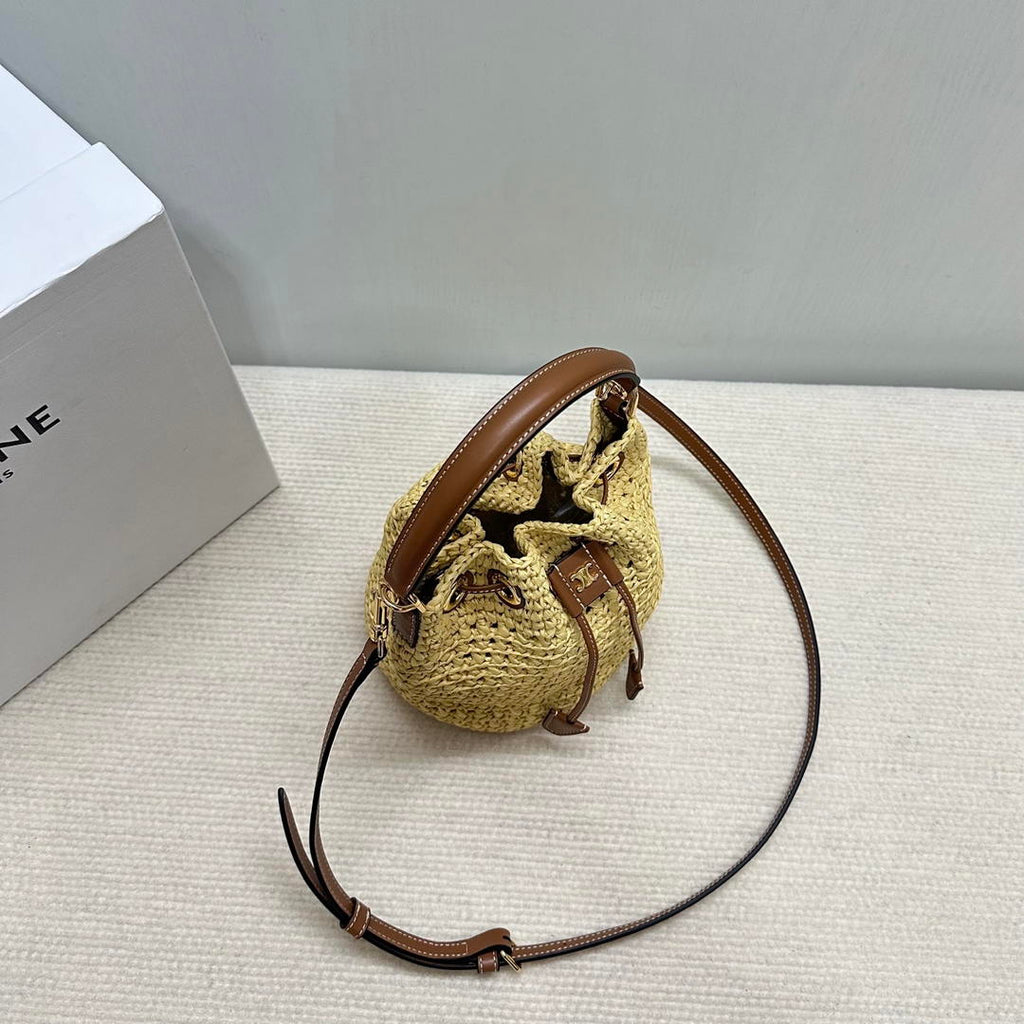 CELINE TEEN CLARA BAG IN  Raffia and calfskin 122622GTO.02NT Nature