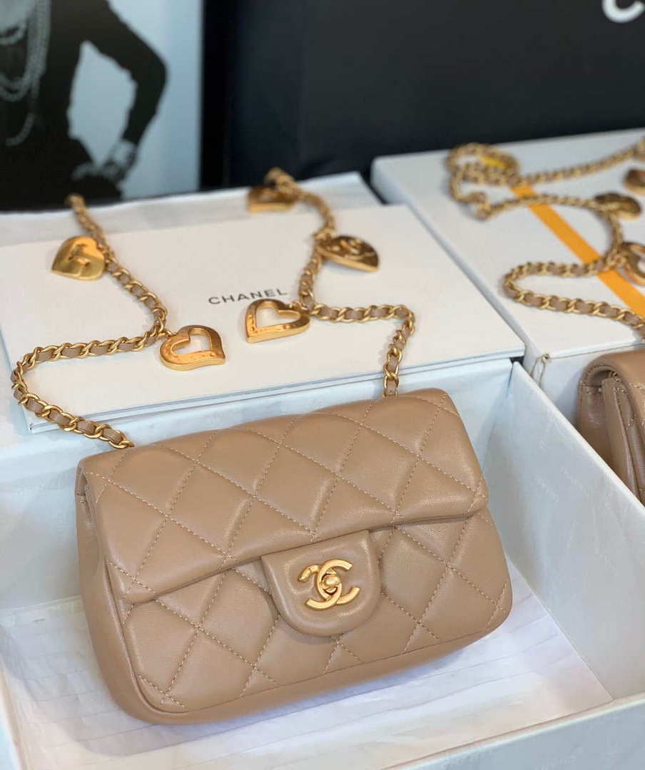 Chanel 1116 Chanel Flap bag Lambskin A69900 CF Chain Apricot