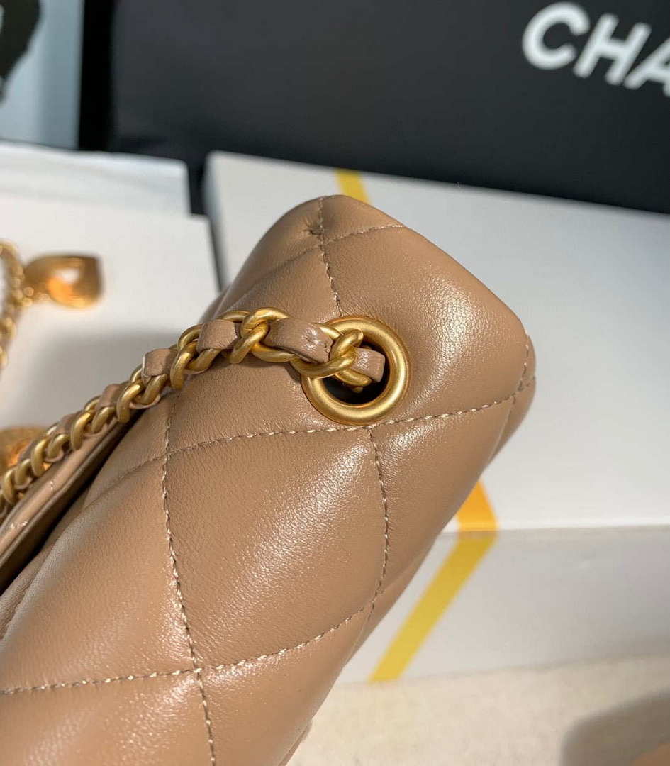 Chanel 1116 Chanel Flap bag Lambskin A69900 CF Chain Apricot