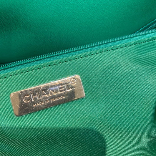 Chanel 19 Maxi Handbag Lambskin Gold AS1162 Green - Default Title - View 8