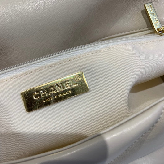 Chanel 19 Maxi Handbag Lambskin Gold AS1162 Beige