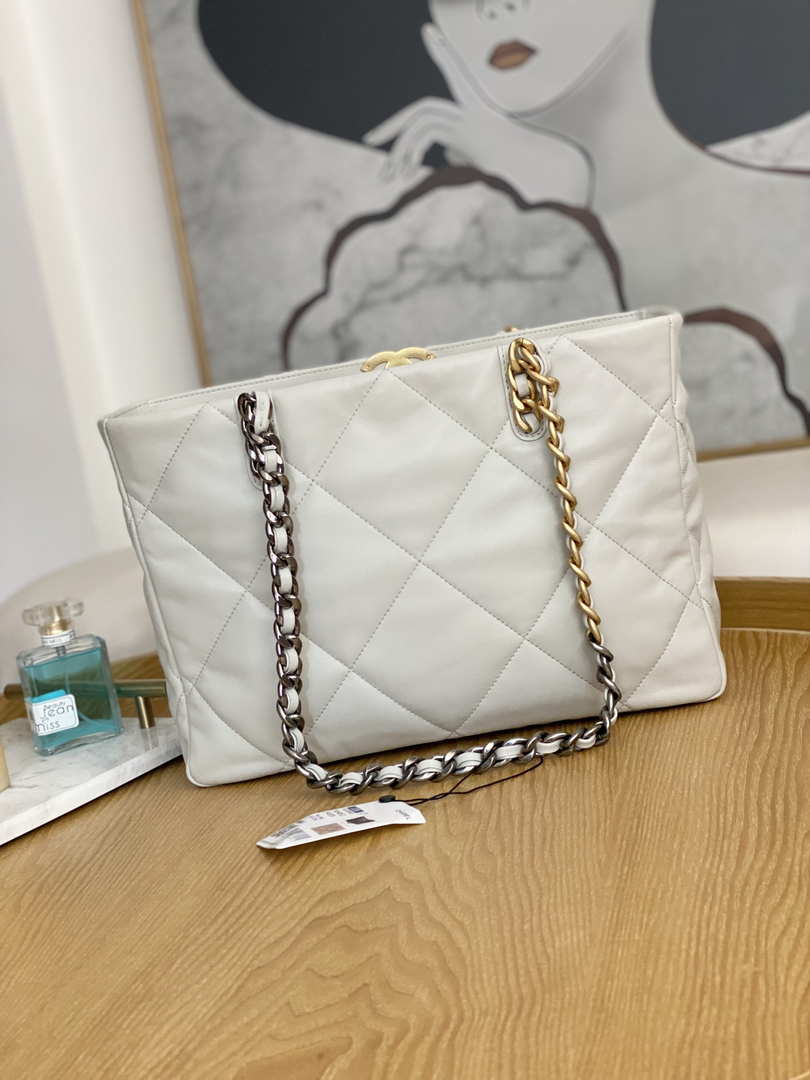 Chanel 19 Shopping Bag Shiny Lambskin AS3660 Gold-Tone  Silver-Tone & Ruthenium-Finish Metal Light Gray - Default Title - View 2