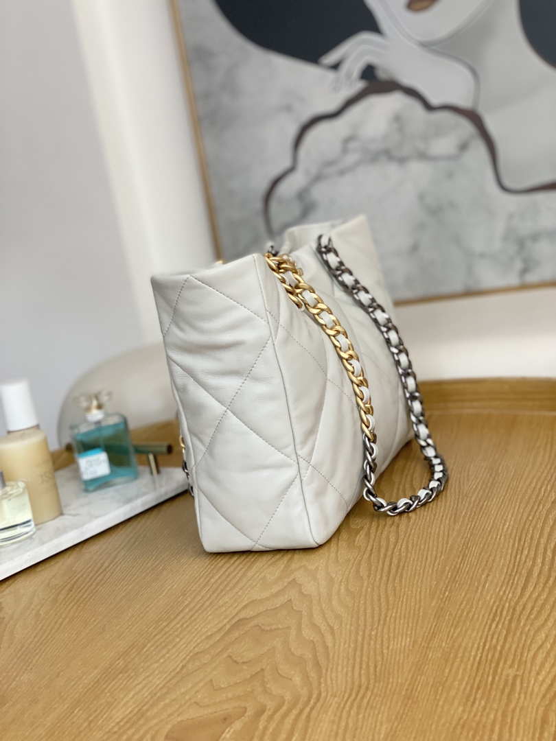 Chanel 19 Shopping Bag Shiny Lambskin AS3660 Gold-Tone  Silver-Tone & Ruthenium-Finish Metal Light Gray - Default Title - View 4