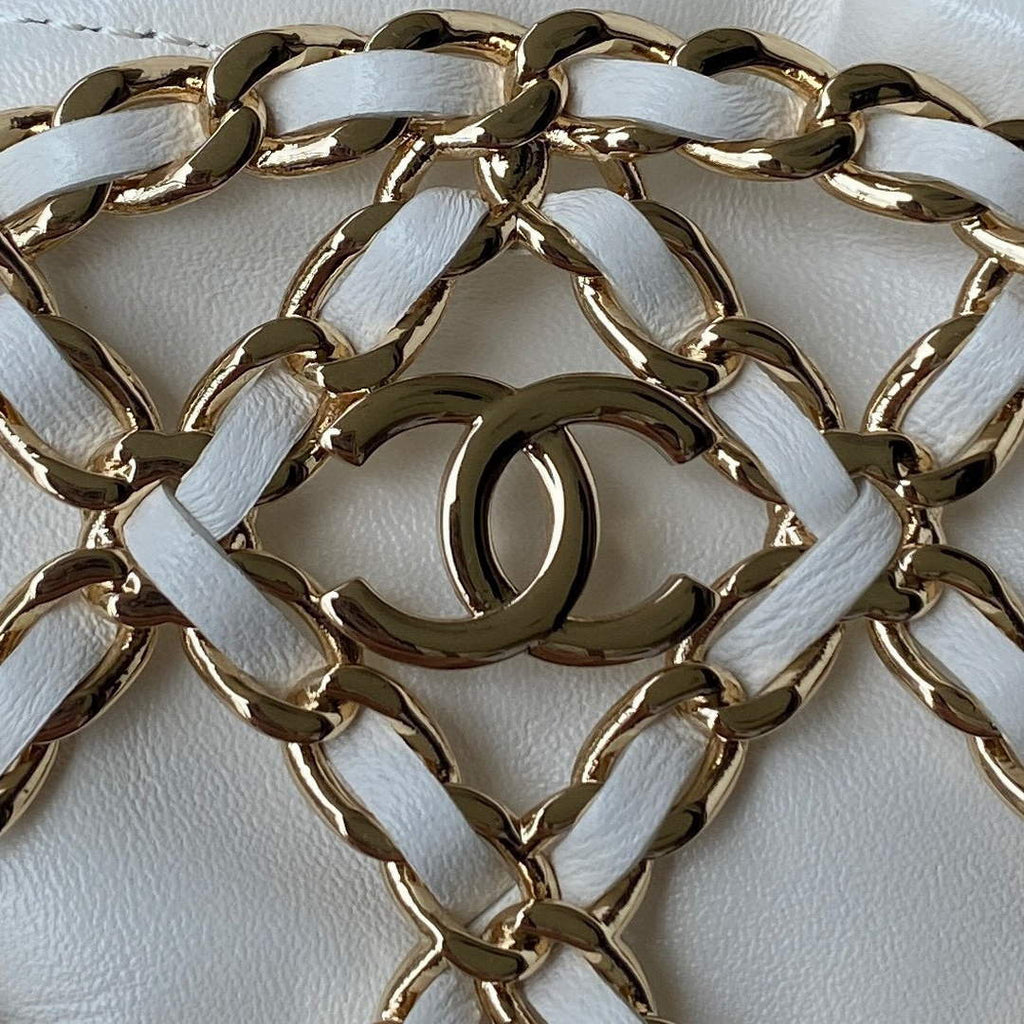 Chanel 2022 Cruise AP2685 Clutch Bag White