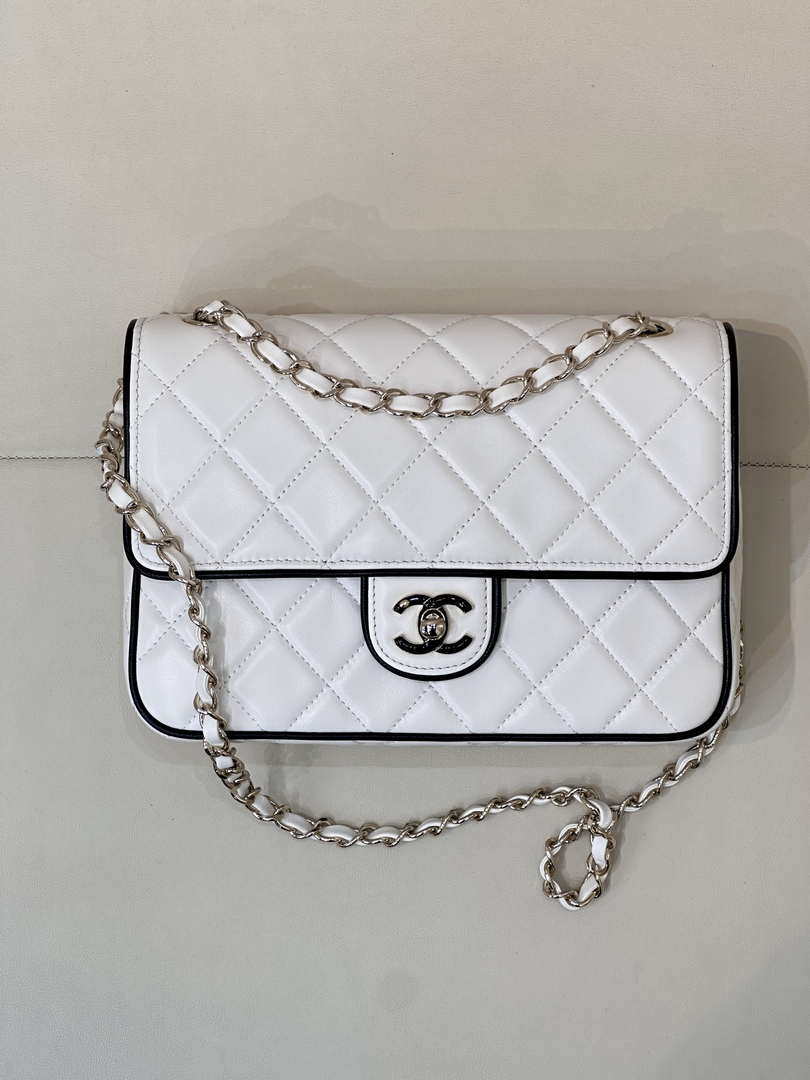 Chanel 2025SS Flap Bag Lambskin AS5150 White