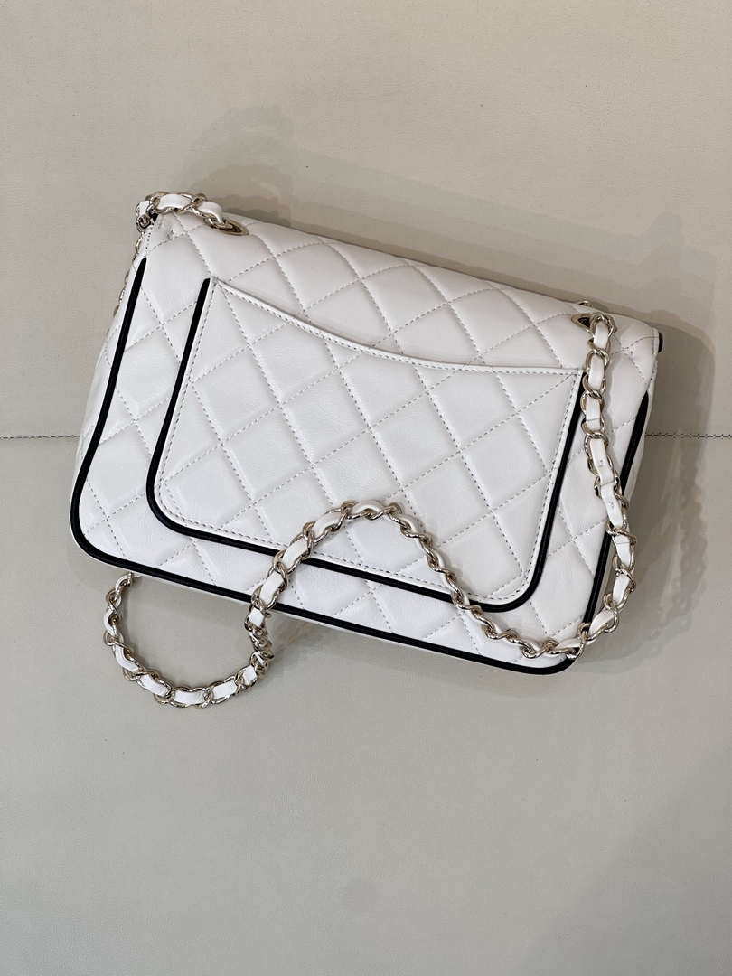 Chanel 2025SS Flap Bag Lambskin AS5150 White