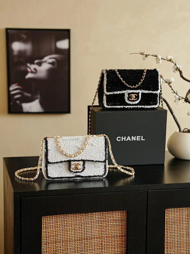 Chanel 20CM Mini Flap Bag 24S White Sequin As6171