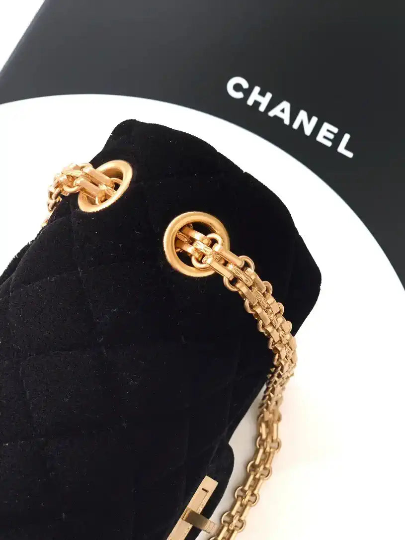 Chanel 20CM Mini Flap Bag 25A Velvet Black AS1116