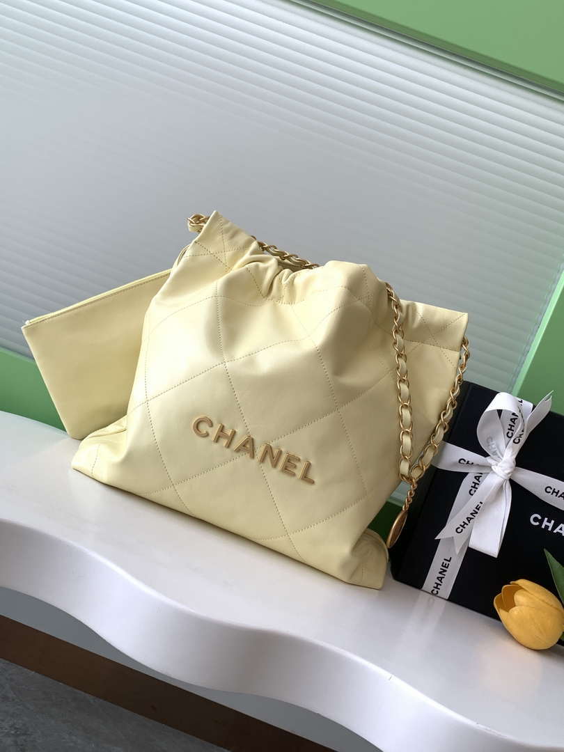 Chanel 22 AS3260 Small Handbag 25C Shiny Calfskin Light Yellow