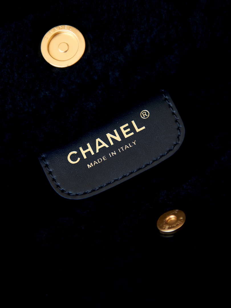 Chanel 22 AS3260 Small Handbag Black Calfskin wiht Black wool Gold