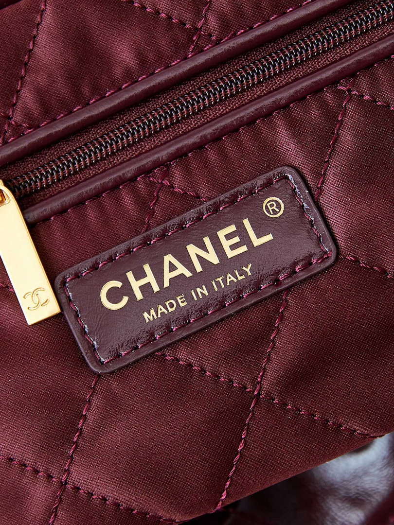 Chanel 22 AS3260 Small Handbag Shiny Calfskin Dark Red Gold