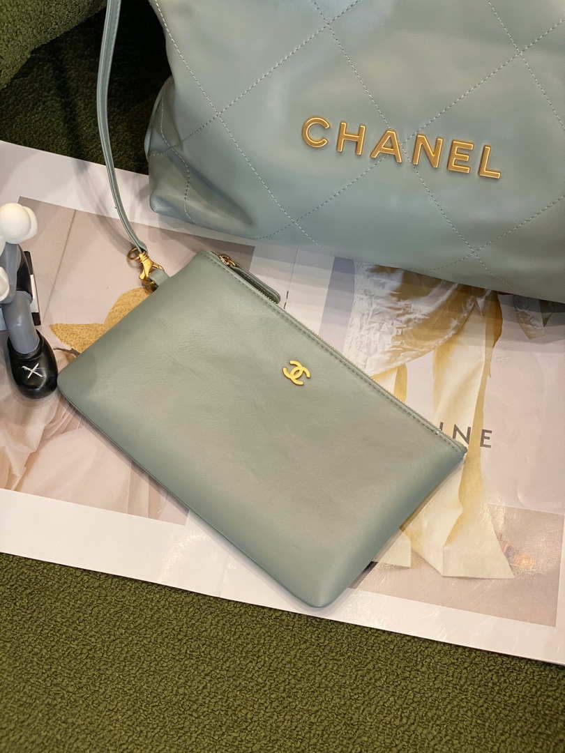 Chanel 22 AS3260 Small Handbag Shiny Calfskin Light Green Gold