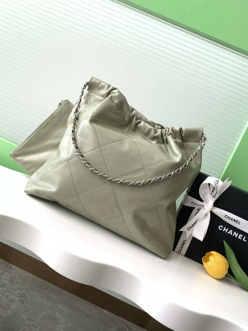 Chanel 22 AS3261 Handbag 24K Shiny Calfskin Light Green Silver