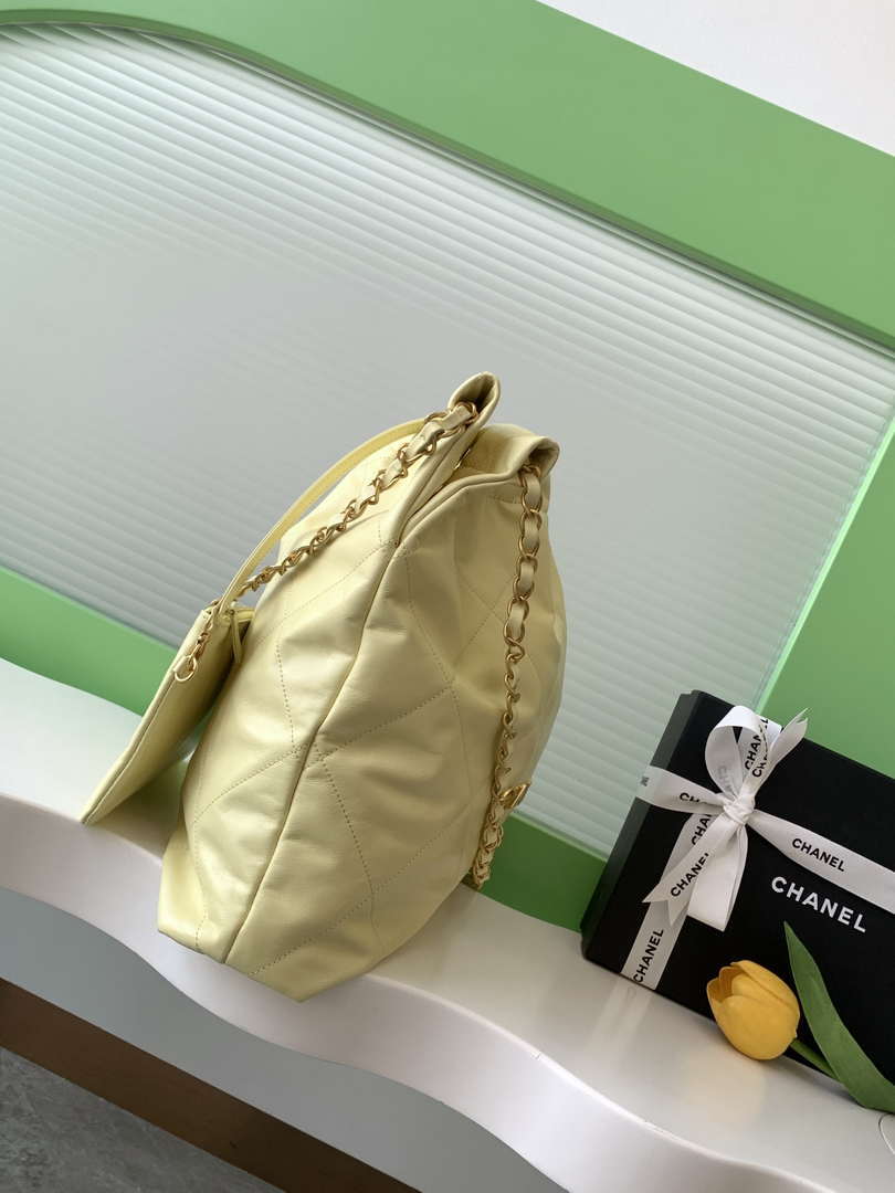 Chanel 22 AS3261 Handbag 24C Shiny Calfskin Light Yellow Gold