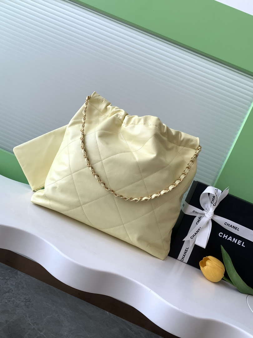 Chanel 22 AS3261 Handbag 24C Shiny Calfskin Light Yellow Gold