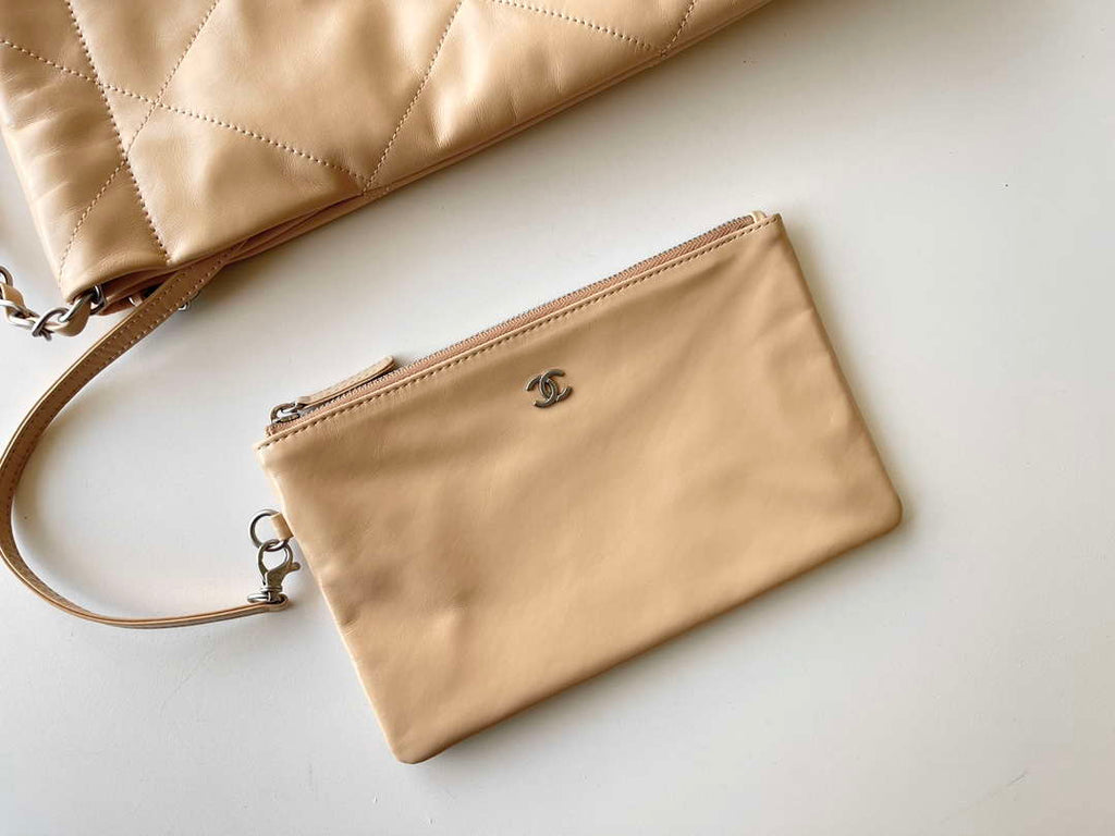Chanel 22 AS3261 Handbag 24K Shiny Calfskin Apricot Silver