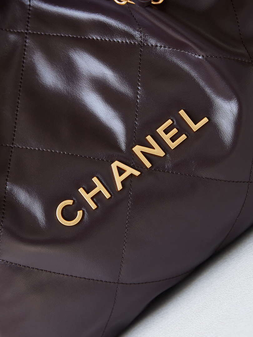Chanel 22 AS3261 Handbag Shiny Calfskin Dark Brown