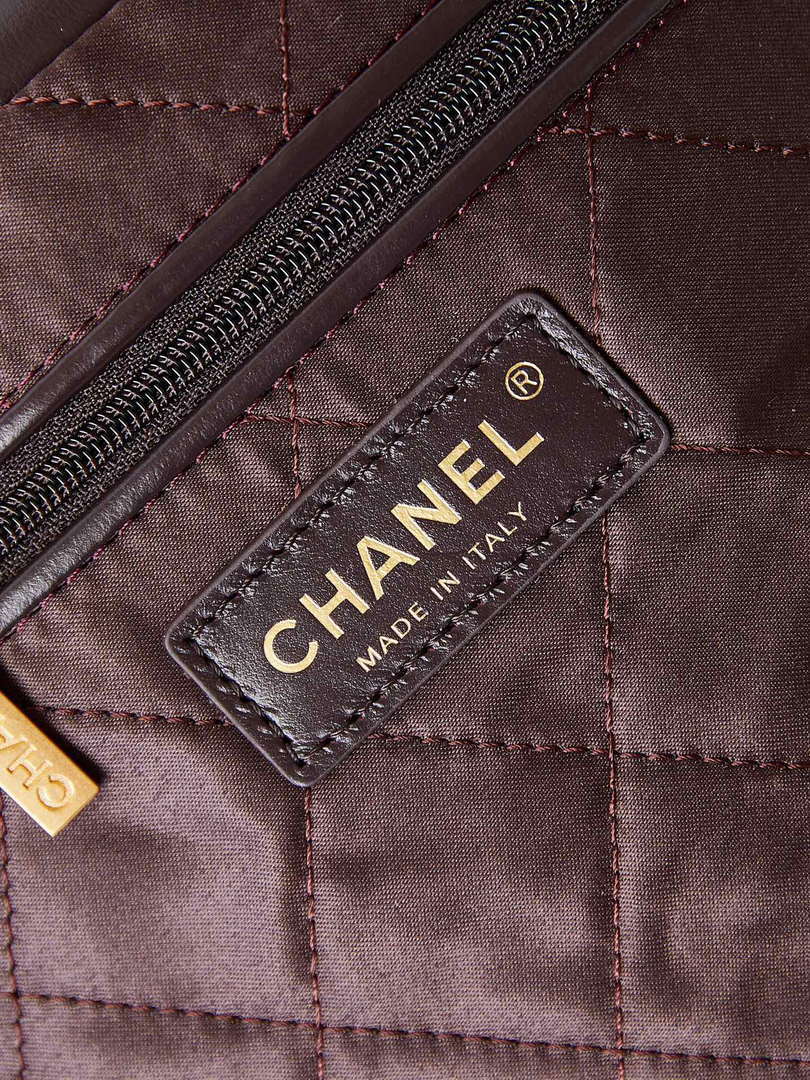 Chanel 22 AS3261 Handbag Shiny Calfskin Dark Brown