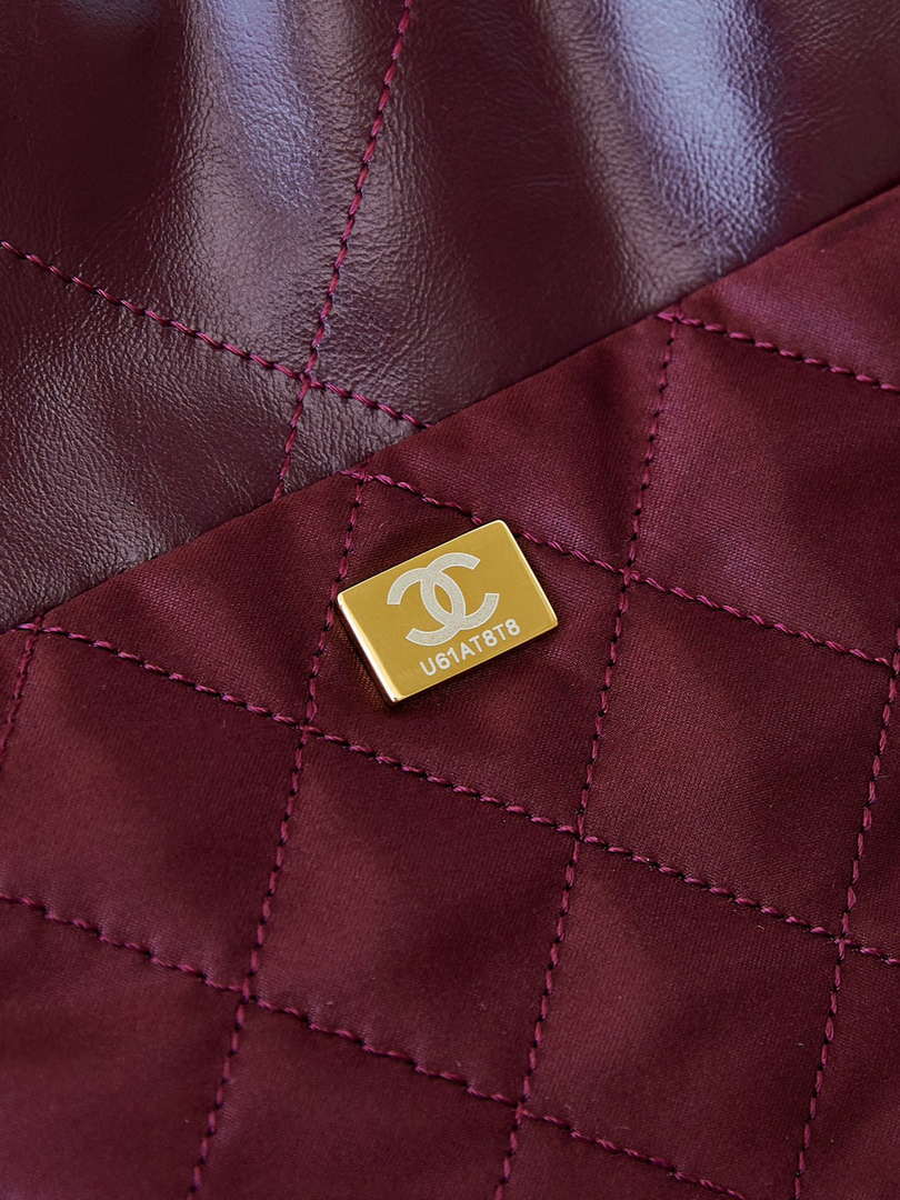 Chanel 22 AS3261 Handbag Shiny Calfskin Dark Red - Default Title - View 9