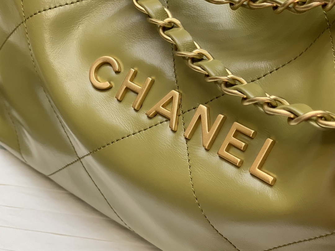 Chanel 22 Handbag Shiny Calfskin Gold AS3261 Lemon Yellow