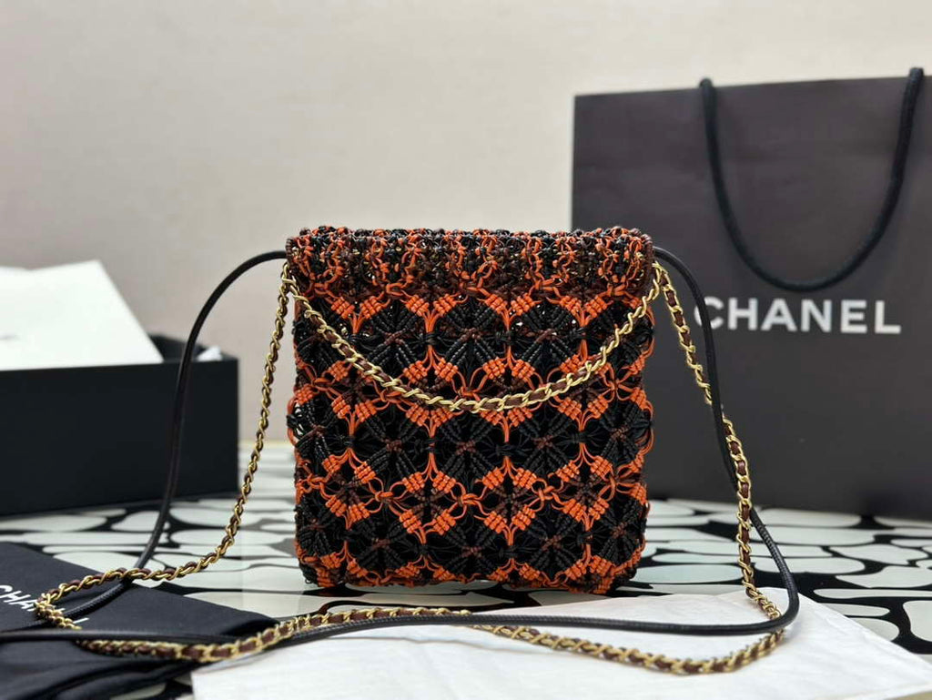 Chanel 22 AS3980 Mini Handbag Calfskin knotted lace and gold-tone metal Orange & black