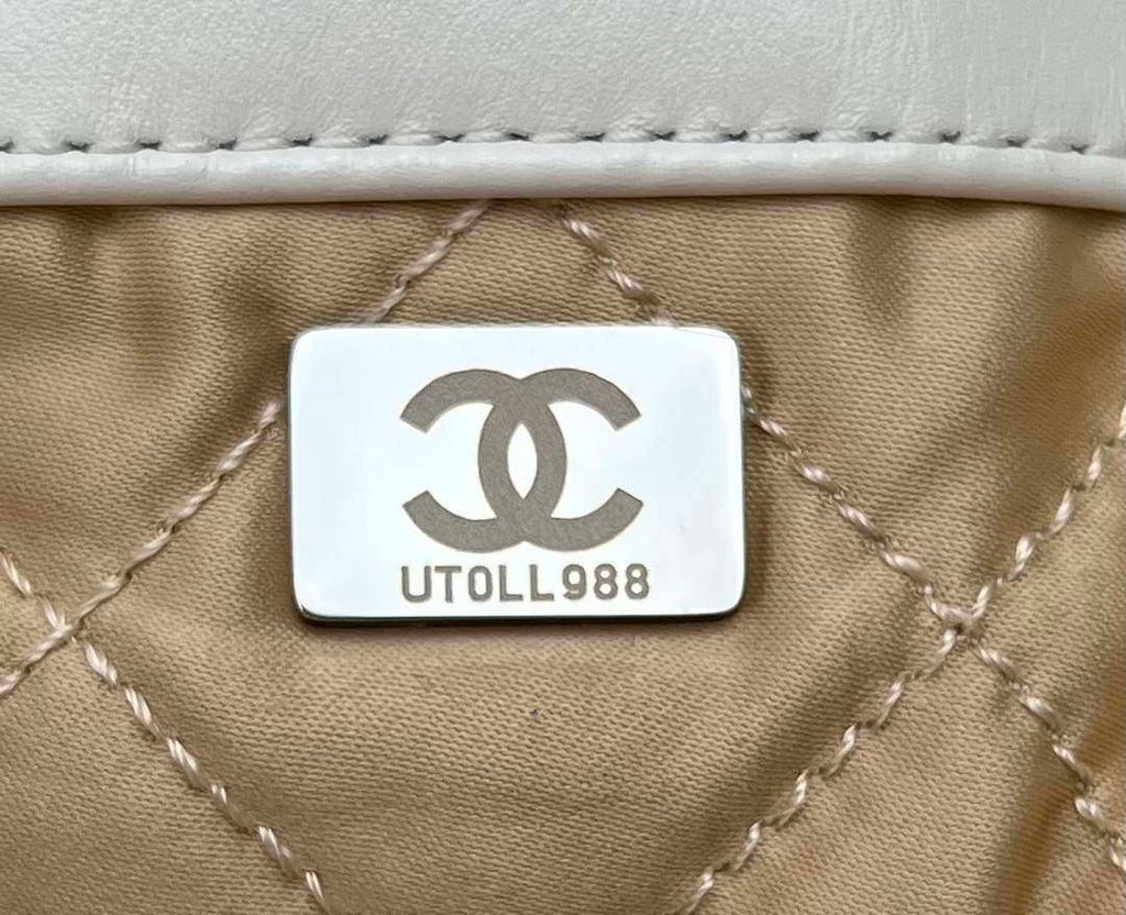 Chanel 22 Backpack AS3859 Shiny White Calfskin With Silver