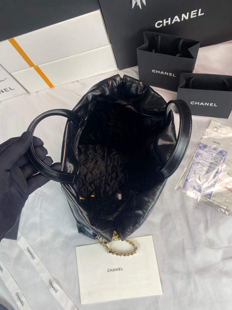 Chanel 22 Backpack Shiny Calfskin AS3313 Black Gold