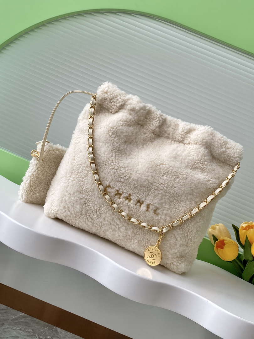 Chanel 22 bag AS3260 Small Handbag  Sheep wool Beige