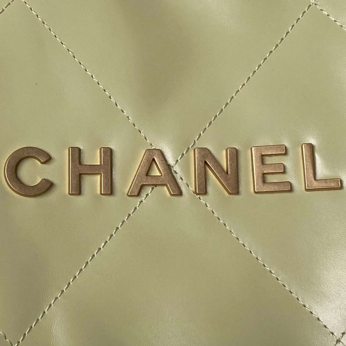 Chanel 22 Bag AS4486 Handbag Shiny Calfskin Yellow With Gold - Default Title - View 3