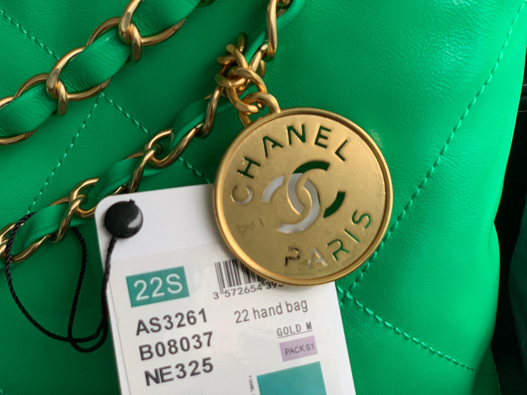 Chanel 22 Handbag AS3261 Shiny Calfskin Gold-Tone Metal Green - Default Title - View 4