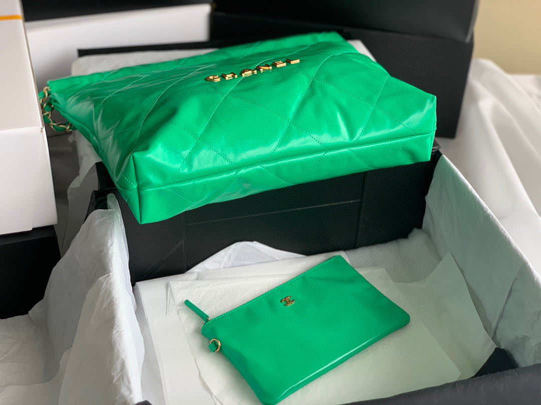 Chanel 22 Handbag AS3261 Shiny Calfskin Gold-Tone Metal Green - Default Title - View 6