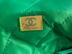 Chanel 22 Handbag AS3261 Shiny Calfskin Gold-Tone Metal Green - Default Title - View 9
