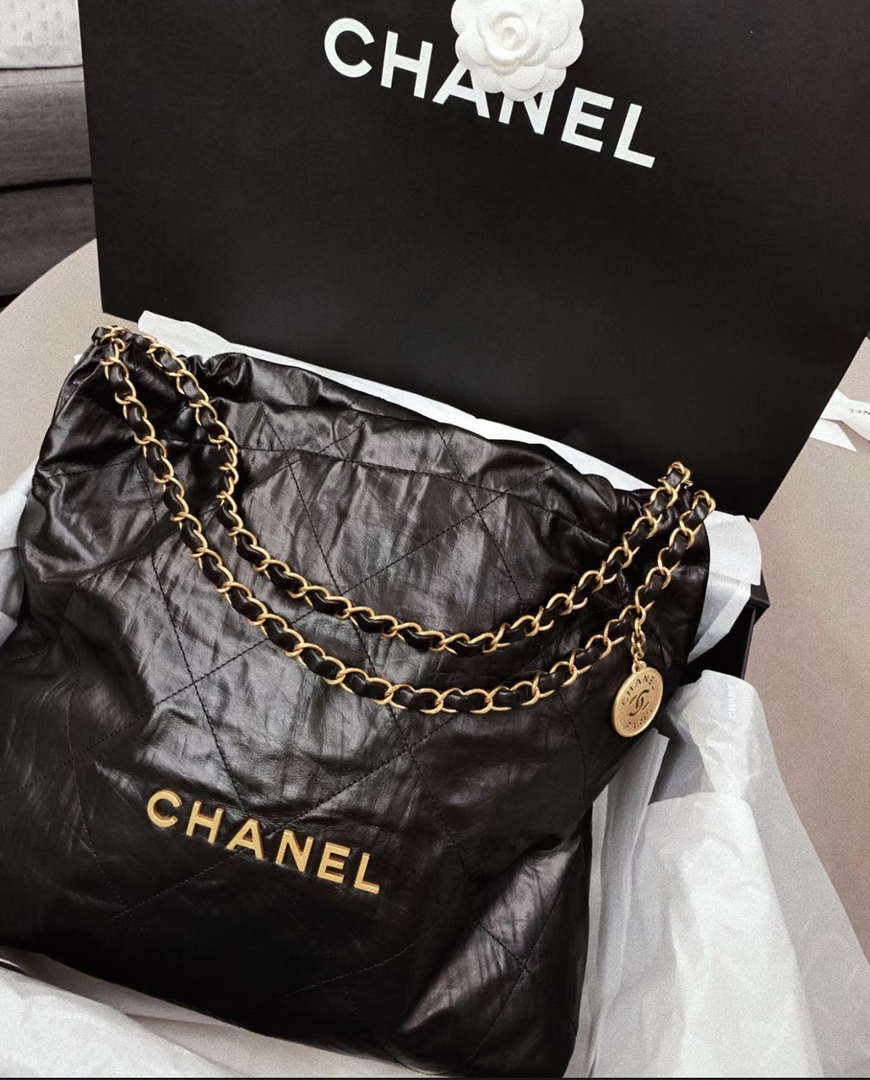 Chanel 22 Handbag AS3261 Wrinkled Calfskin leather Black Gold