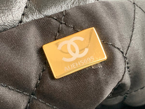 Chanel 22 Large Handbag Shiny Calfskin Gold-Tone Meta AS3262 Black - Default Title - View 9
