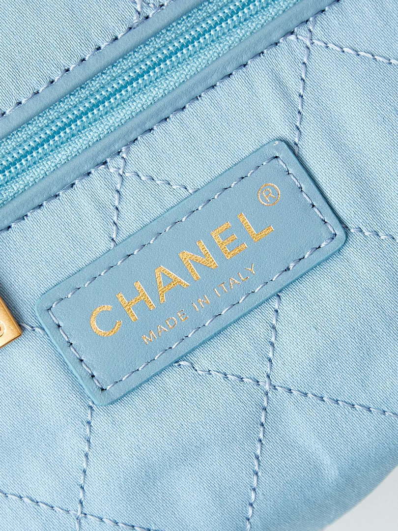 Chanel 22 HandBag Fantasy color Calfskin & Gold-Tone Metal AS3261 Blue