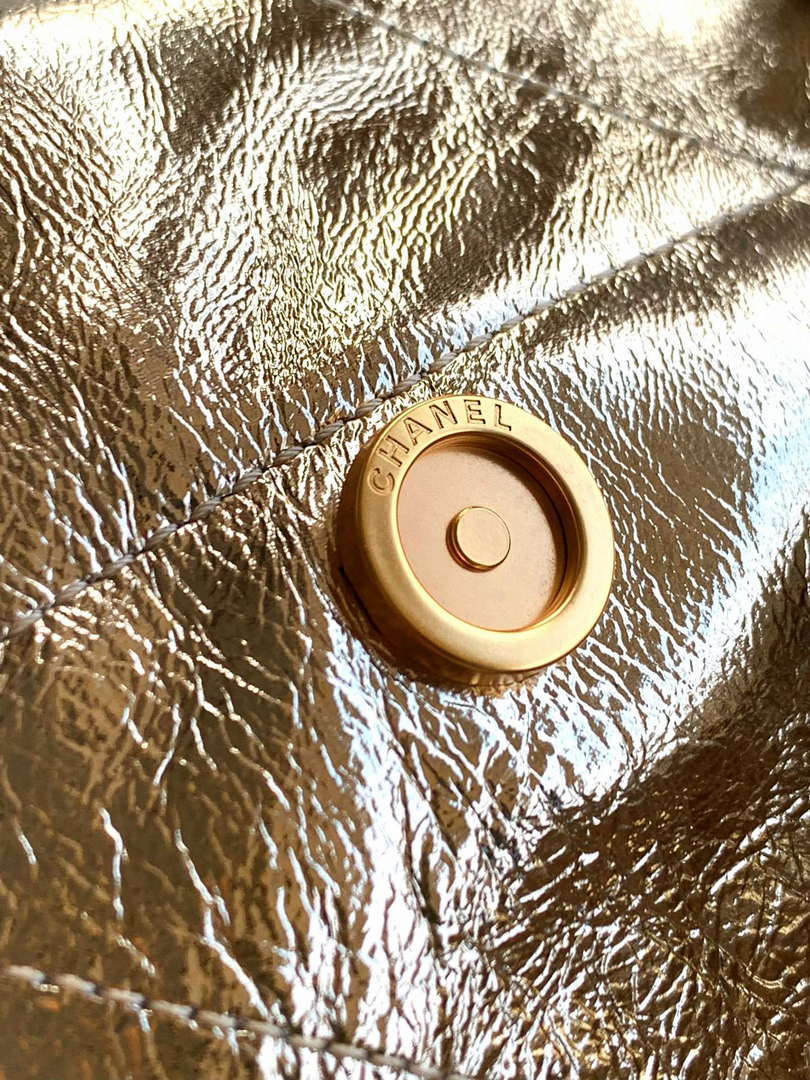 Chanel 22 Handbag Fantasy color Calfskin & Gold-Tone Metal AS3261 Gold