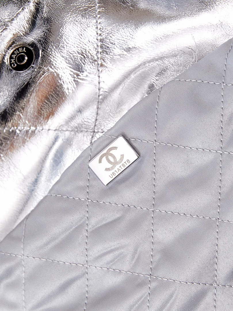 Chanel 22 Handbag Fantasy color Calfskin & Silver-Tone Metal AS3261 Silver - Default Title - View 9