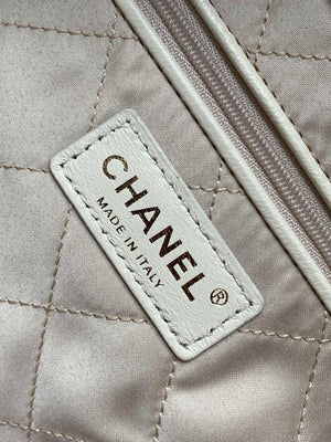Chanel 22 Handbag Sheep wool & Gold-Tone Metal AS3261 Beige - Default Title - View 9
