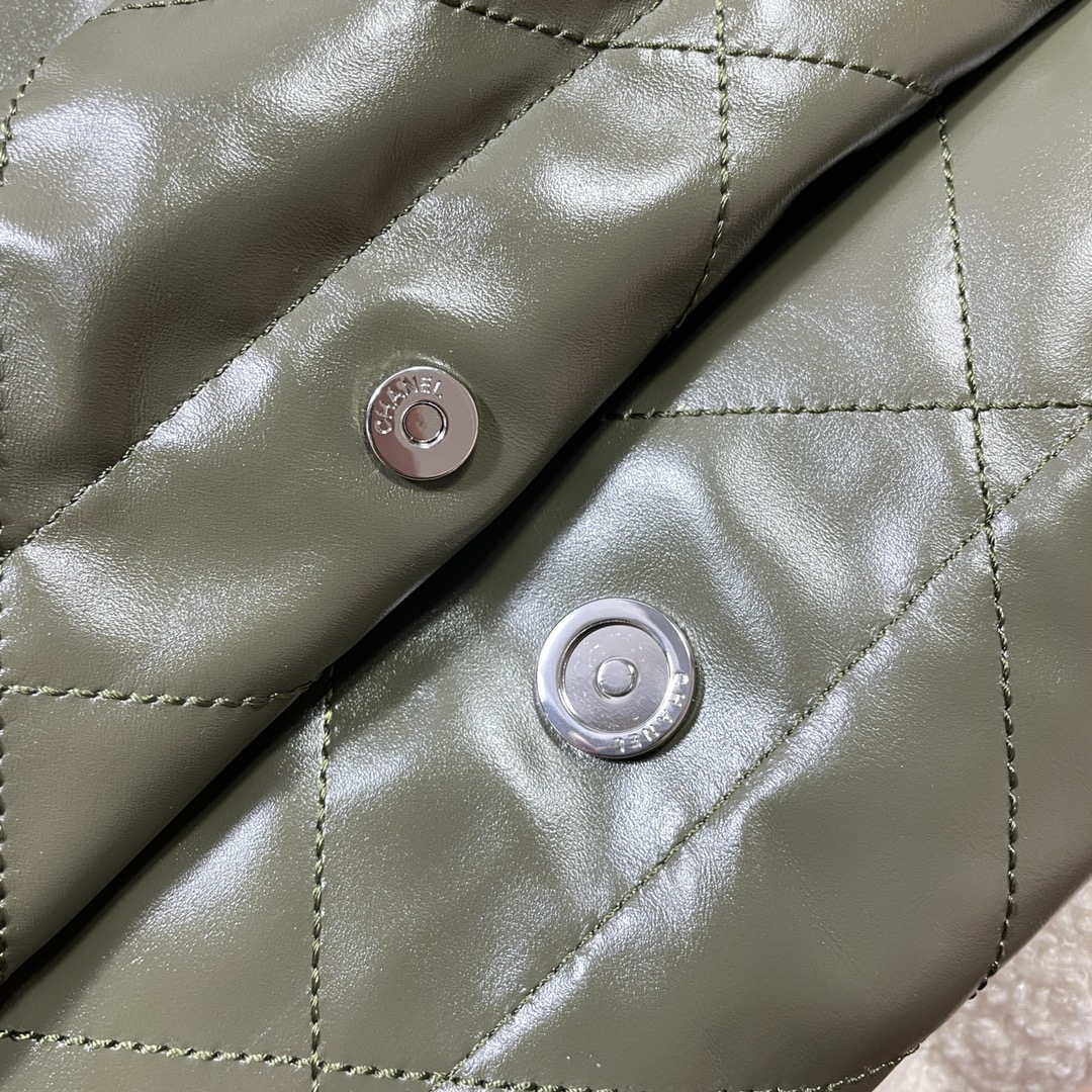 Chanel 22 Handbag Shiny Calfskin AS3261 Dark Green - Default Title - View 9