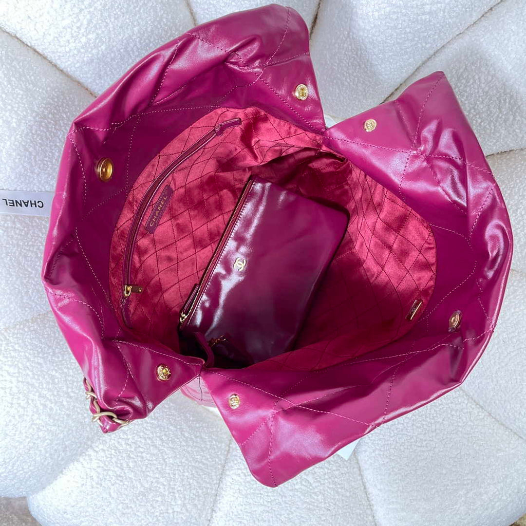 Chanel 22 Handbag Shiny Calfskin AS3261 Rose Red