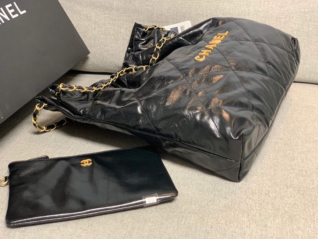 Chanel 22 Handbag Shiny Calfskin Gold AS3261 Black - Default Title - View 4