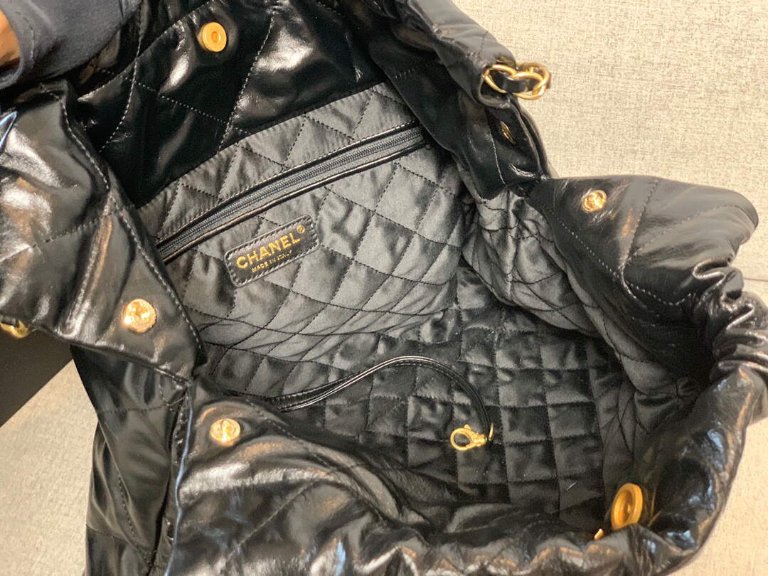 Chanel 22 Handbag Shiny Calfskin Gold AS3261 Black - Default Title - View 7