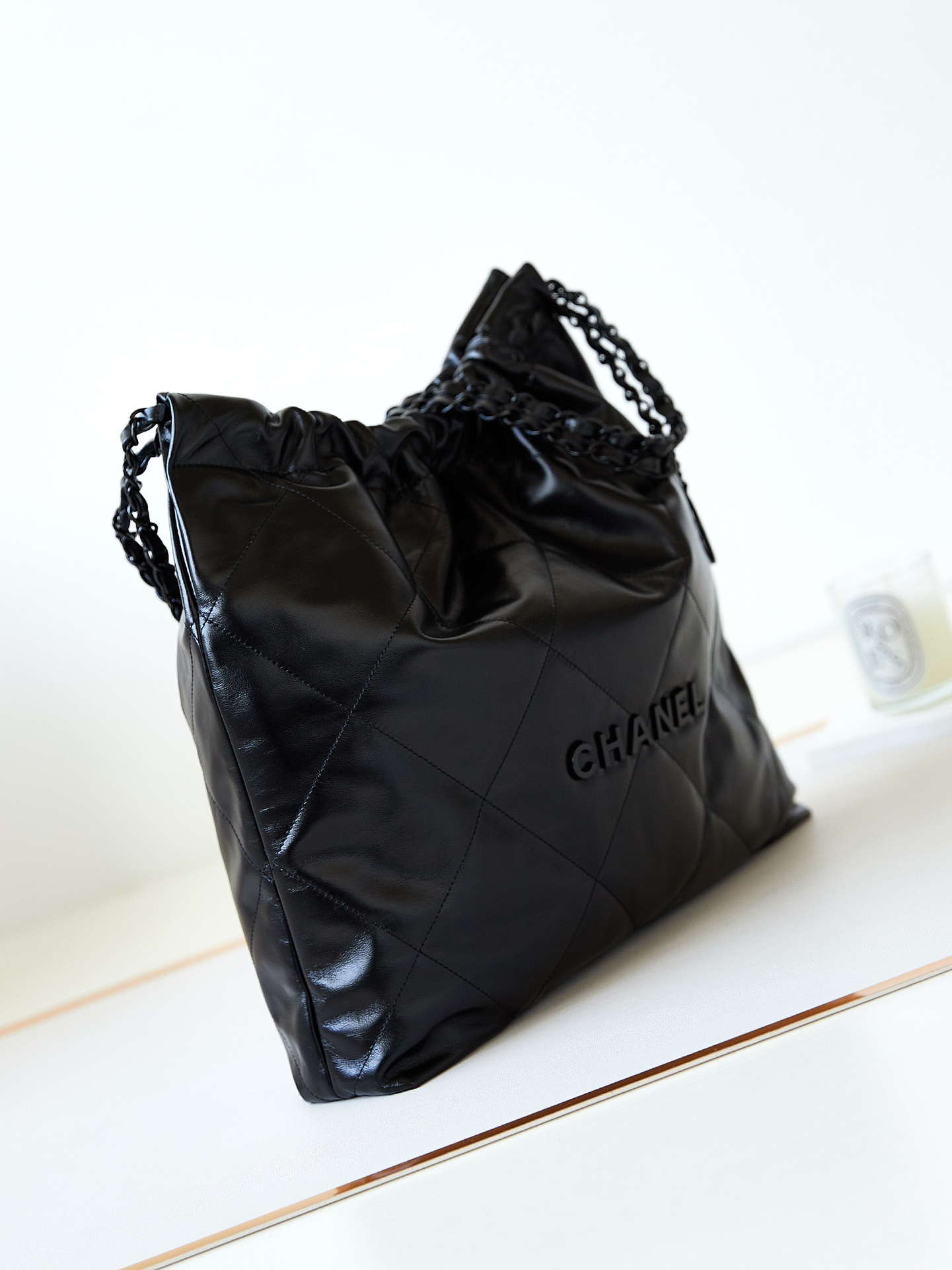 Chanel 22 Handbag Shiny Calfskin Gold AS3261 Black with Black Logo - Default Title - View 4