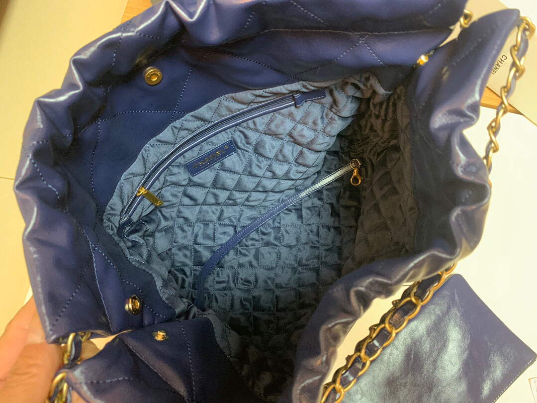 Chanel 22 Handbag Shiny Calfskin Gold AS3261 Navy Blue - Default Title - View 7